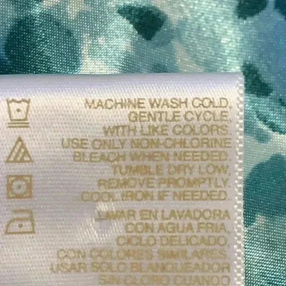 Secret Treasures soft  and slinky nightgown, adjustable straps. - Picture 10 of 11